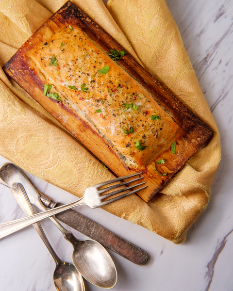 Saumon à l'érable sur planche de cèdre | 8 x 240g